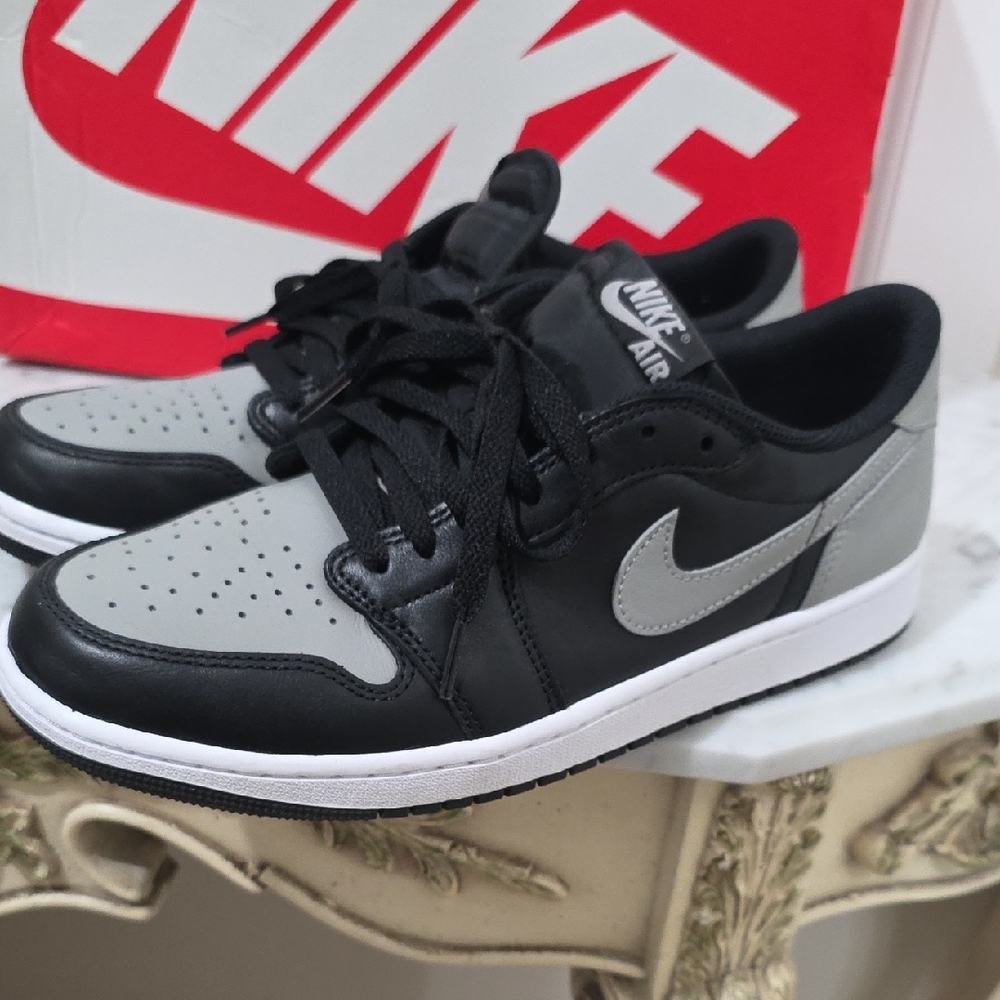 Jordan Retro 1 Shadow Low 2024 9.5 Used